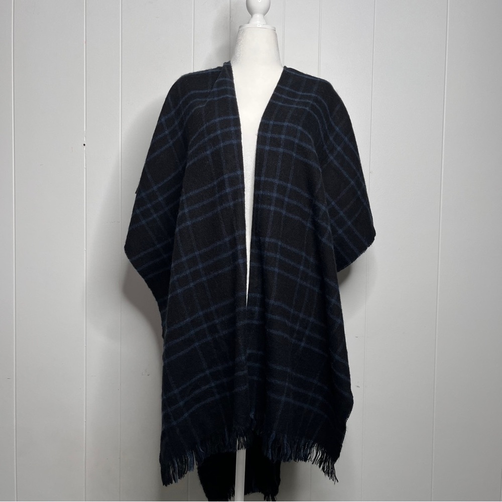 Echo Wool Blend Plaid Black and Blue Women's Cape with Fringe O/S - Picture 1 of 8